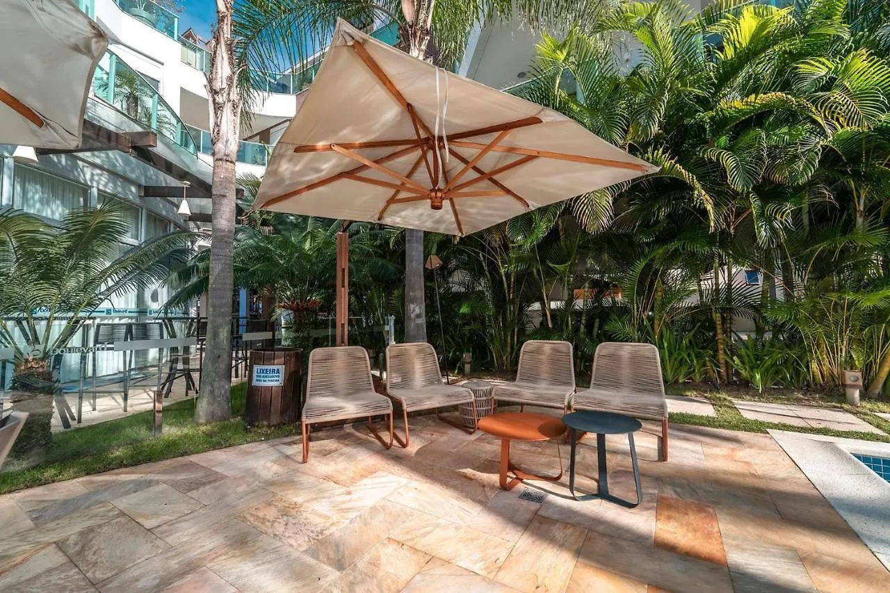 Boulevard 221D: Luxury Condo in Bombinhas Center with Pool and 24/7 Security